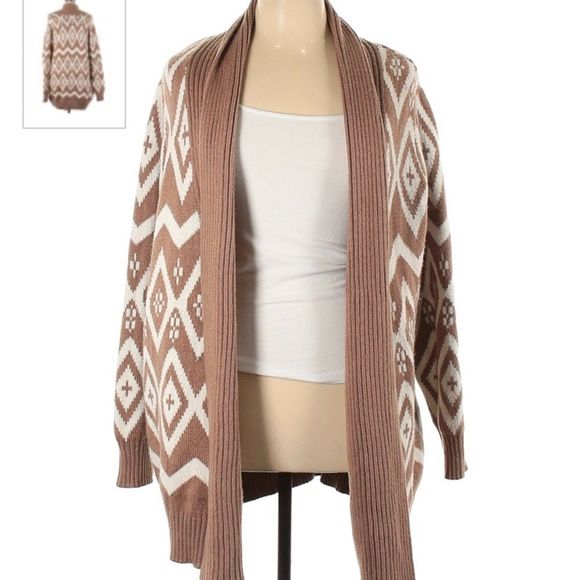 Old Navy Sweaters - Old Navy chunky knit cardigan tribal pattern
